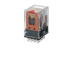 PYFZ-08-E OMRON Relay Socket 2 Pin DIN Rail 2250V Ac مع مرحلات طاقة مصغرة